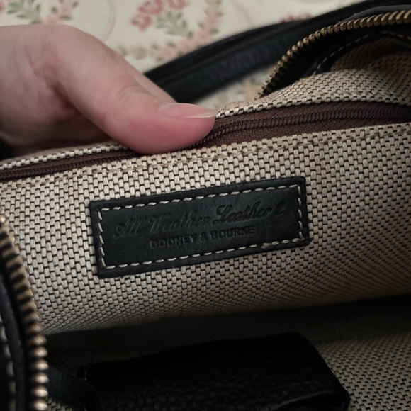 Dooney & Bourke Black Pebble Leather Shoulder Bag / Crossbody Vtg Y2K - Picture 5 of 7